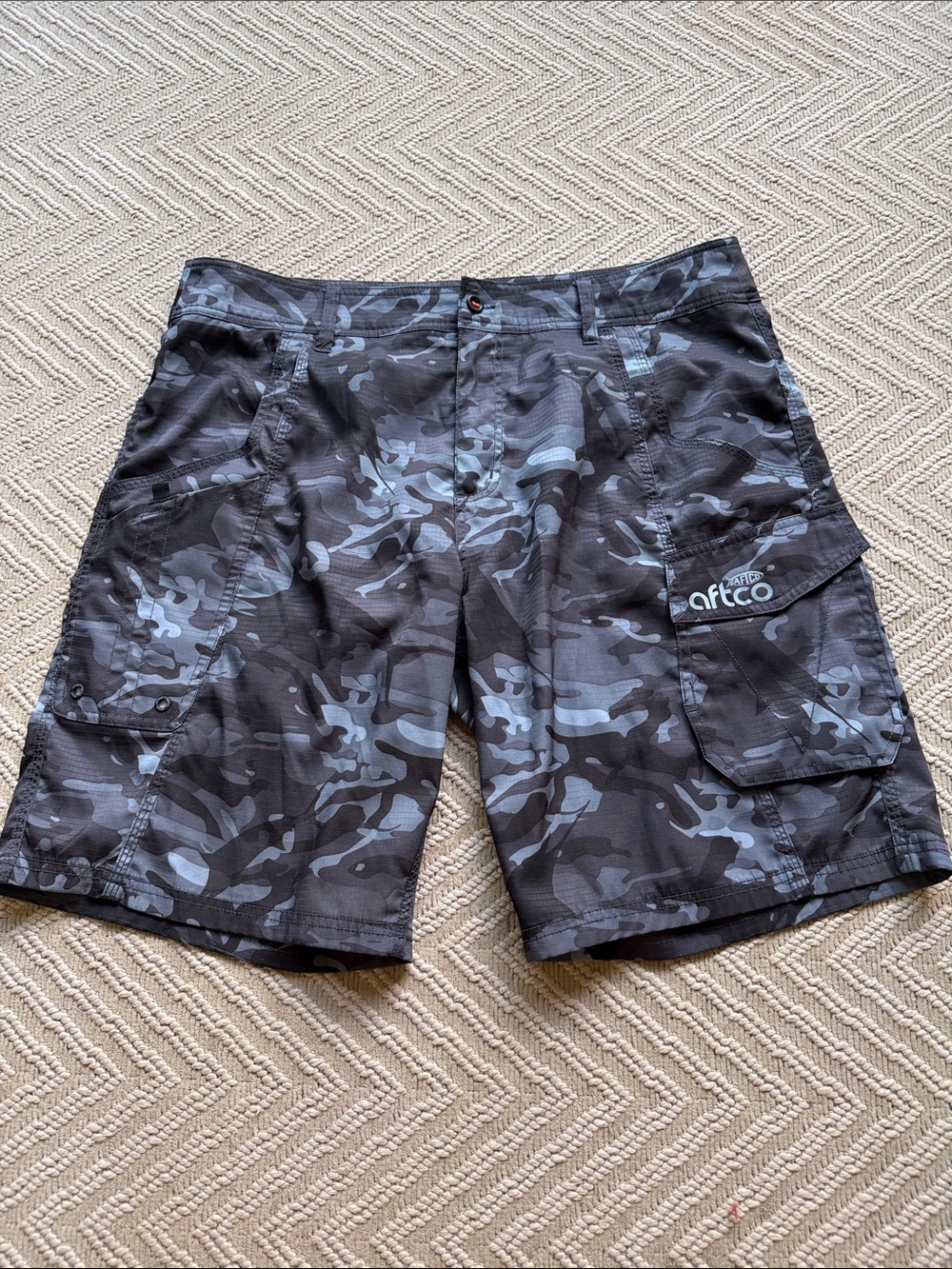 AFTCO size 36 shorts
